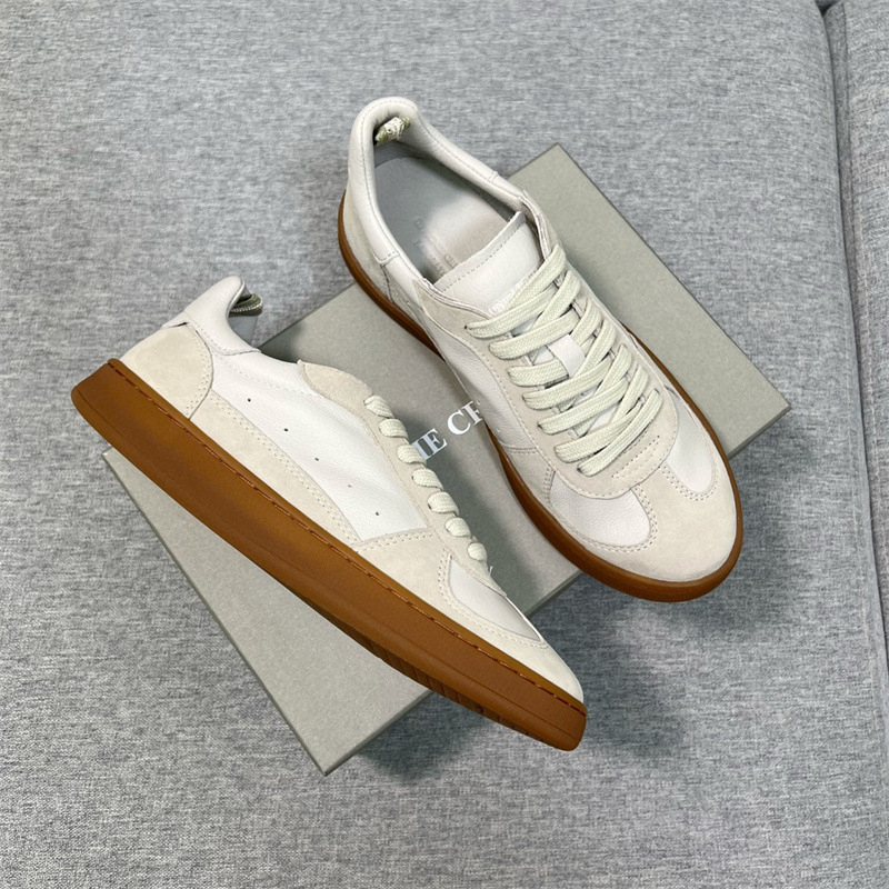 Casual prozračne tenisice od kravlje kože, s prednjim vezivanjem, podstava od ovčje kože, gumeni potplat