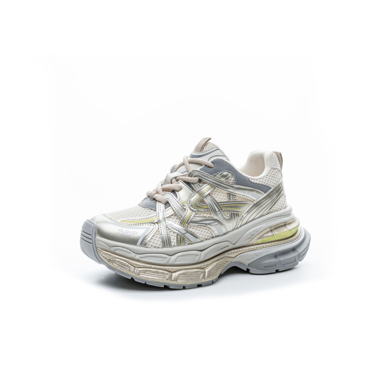 Patike tipa dad shoes s gornjim dijelom od mikrovlakna, okrugli vrh, peta 6-8 cm, ljepiva guma potplat, ulošak od prirodne kože