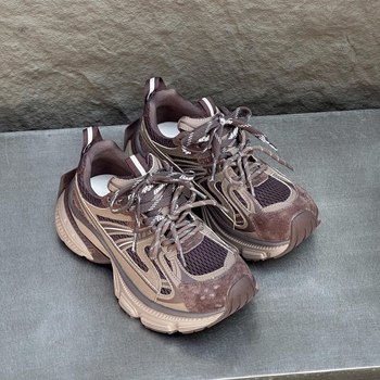 Ženske tenisice tipa Dad Shoes s debelim petom, gornji dio: koža druge klase + umjetna koža + tkanina; uložak: prirodna koža; đon: PU; visina pete: 3–5 cm