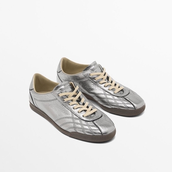 Ženske casual sportske cipele od prave kože - vezanje, okrugli vrh, niski gornji dio, gumeni potplat