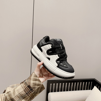 Unisex casual tenisice s vintage debelim potplatom, color-block uzorak, gornji dio od sintetičke kože, niski vrh, vezanje (Peta: EVA; Uložak: Tekstil)