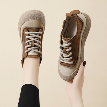 Ženske tenisice od prve sloje teleće kože, prednje vezivanje, PU Uložak, gumeni potplat, niski potplat