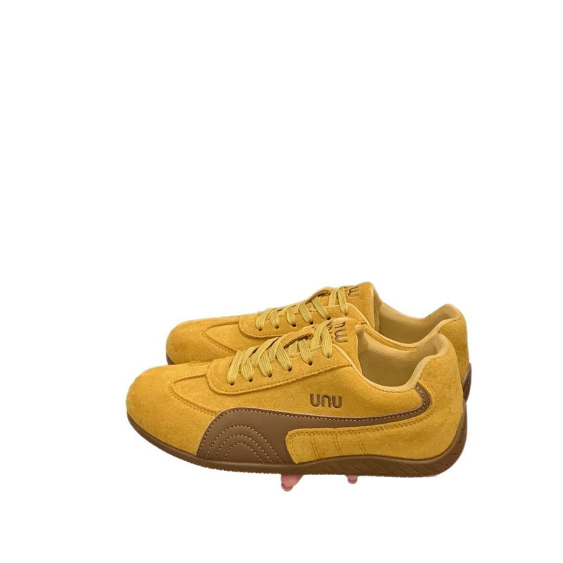 Ženske njemačke trenirke tenisice, gornji dio od sintetičke kože, okrugli vrh, prednje vezanje, niski potplat 1–3 cm, gumena potplata Goodyear