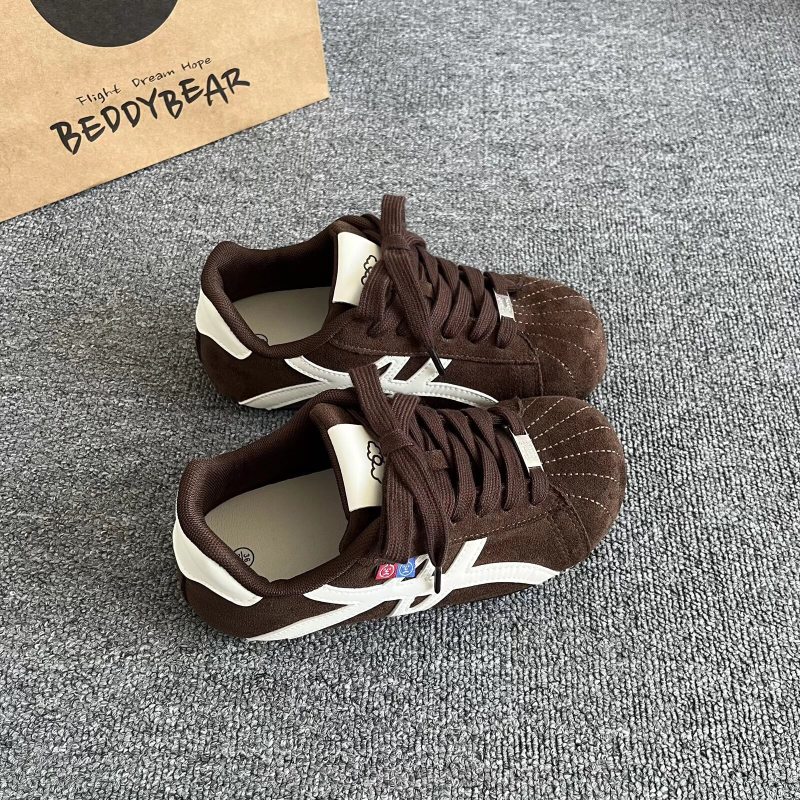 Ženske retro tenisice od nubuka s niskim krojem, vezanje sprijed, gumeni đon, udobne za jesen