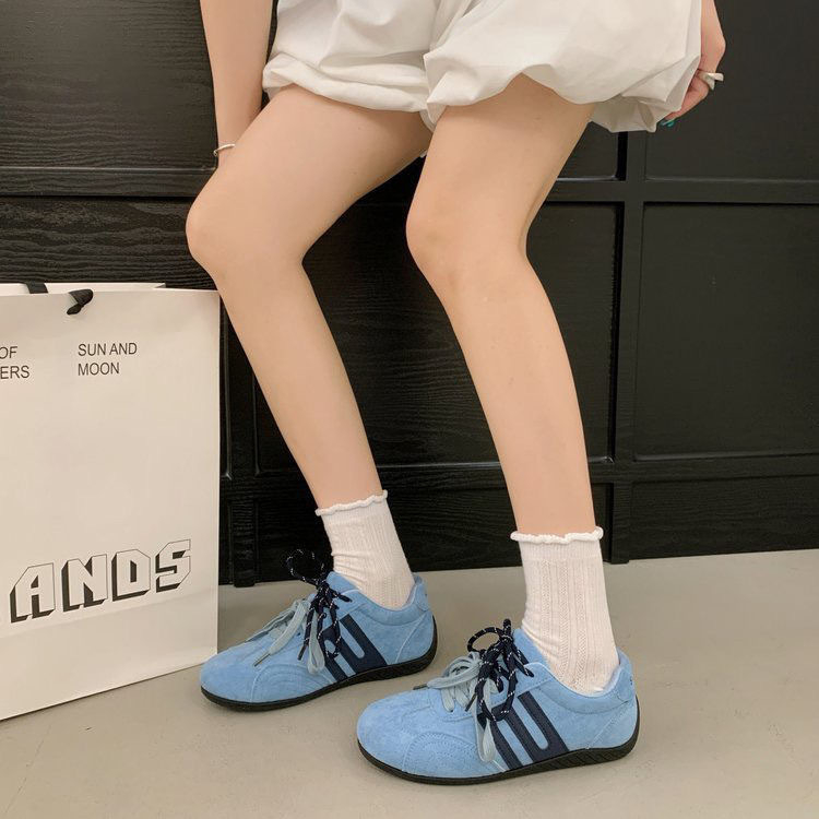 Cipele za moralni trening, velur gornji dio, gumena potplata, zatvaranje vezicama, visok gornji dio 3–7 cm, okrugli vrh