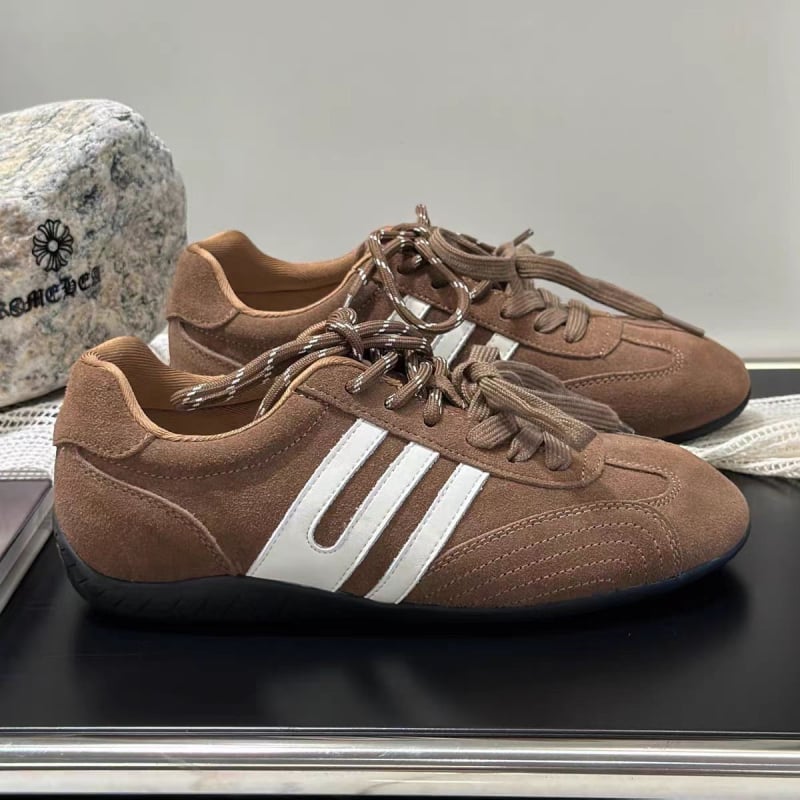 Cipele za moralni trening, velur gornji dio, gumena potplata, zatvaranje vezicama, visok gornji dio 3–7 cm, okrugli vrh