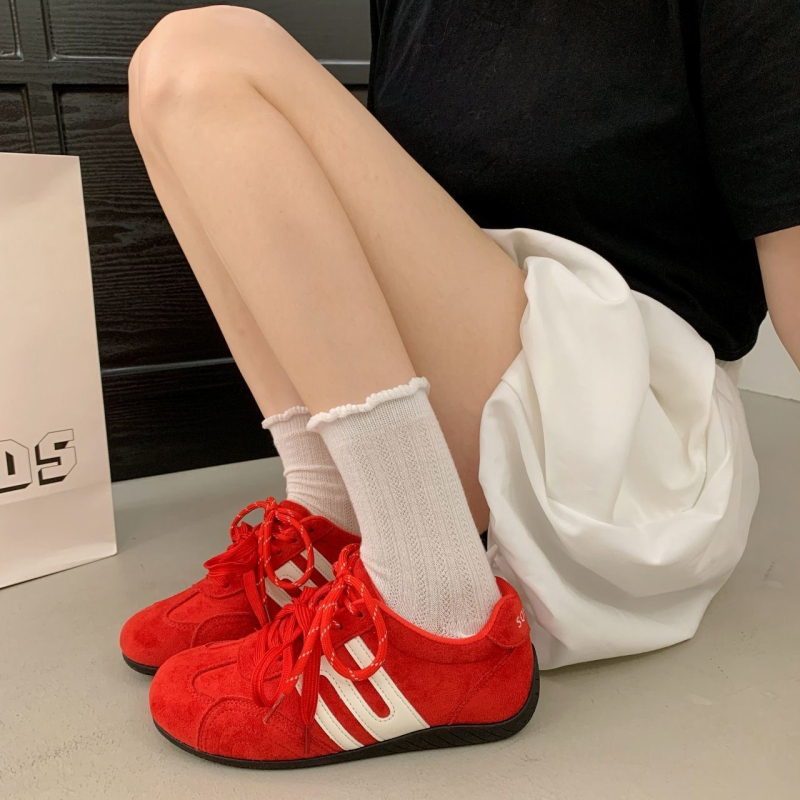 Cipele za moralni trening, velur gornji dio, gumena potplata, zatvaranje vezicama, visok gornji dio 3–7 cm, okrugli vrh