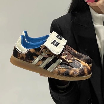 Ženske tenisice za trening s leopard printom od konjskih dlaka, retro Samba dizajn s tri crte, prednje vezanje, gornji dio od super fiber, gumeni potplat