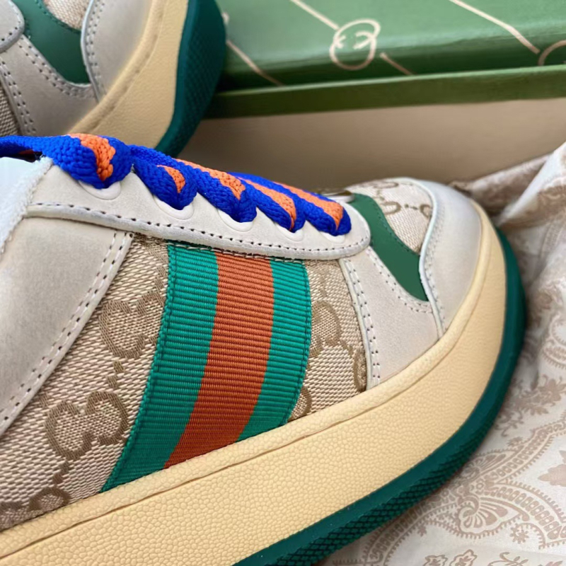 Naiste chunky tossud kõrgendava funktsiooniga, kristallidega, ülaosa esimese klassi nahaga, sisemus terry kangas, TPU talla