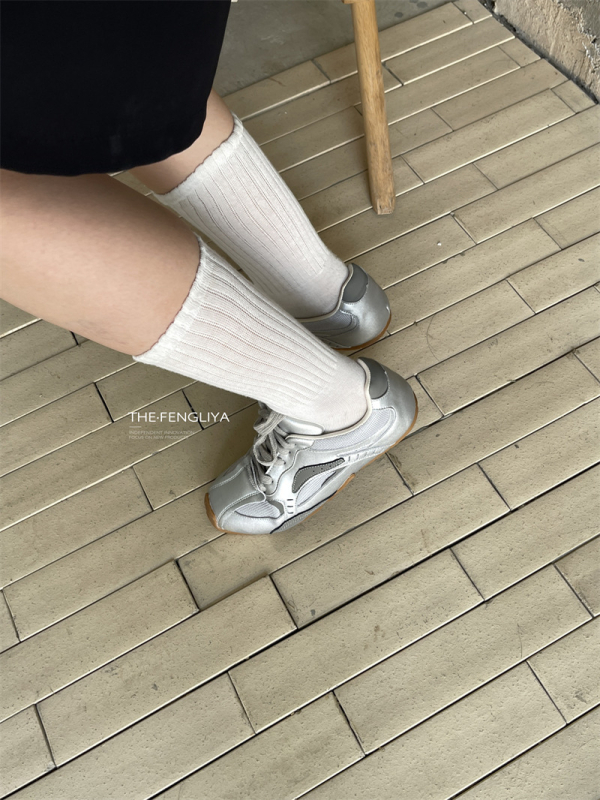 Naiste Derby kingad – retro disain, eesne nöörimine, madal pahkluu kõrgus (pealne: ehtne nahk; sisemus: mikrofiiber; tald: kumm)