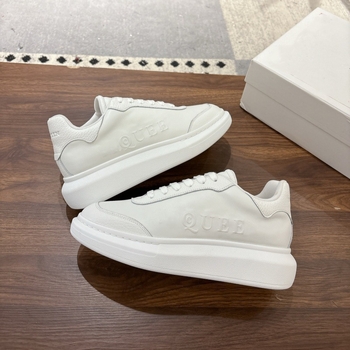 Unisex igapäevased tossud kõrgendatud kõrgusega ja kirjatrükiga; pealmine materjal vasikanahaga, sisemus lambanahaga, tald TPU, ees nöörimisega