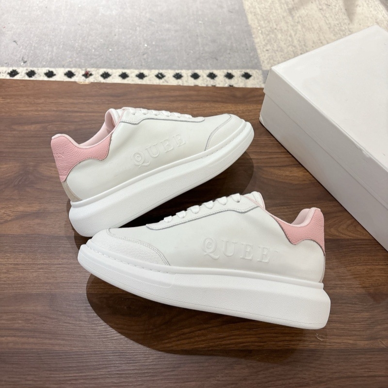 Unisex igapäevased tossud kõrgendatud kõrgusega ja kirjatrükiga; pealmine materjal vasikanahaga, sisemus lambanahaga, tald TPU, ees nöörimisega