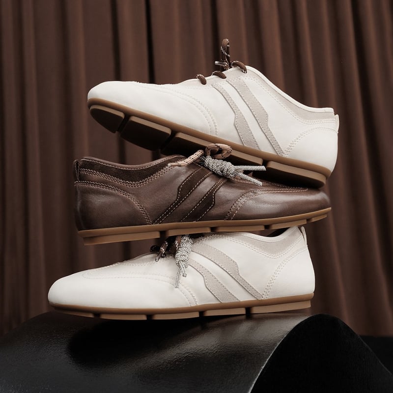 Női Forrest Gump-stílusú bőrfelsőjű alacsony tornacipő, fűzős, latex talpbetét, gumitalp, lélegző és könnyű, 2025 őszén megjelenés