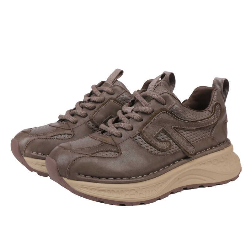 Ženske Forrest Gump tenisice s retro stilom i debelom potplatom, gornji dio od kože prvog sloja, potplat od pjenaste gum, vezivanje, prozračnost, niska peta 1-3 cm