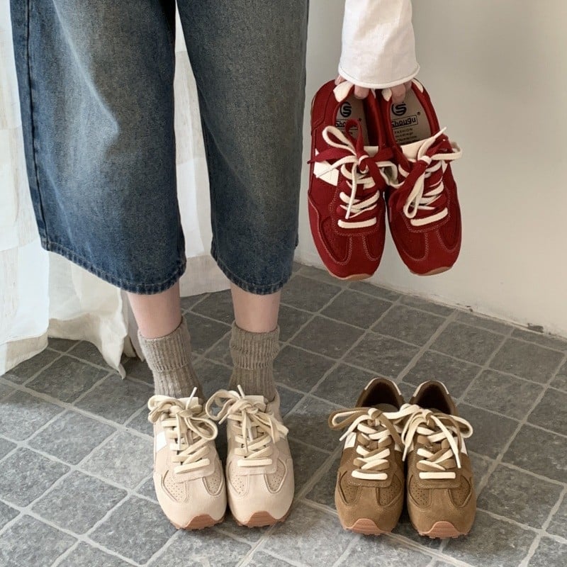 Női német hadsereg edzőcipő – felső rész szuper fibra, Velcro zárás, PU talpbetét, belső bőr, gumitalp