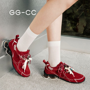 Γερμανικά στρατιωτικά παπούτσια προπόνησης με σουέντ άνω, στρογγυλή μύτη, χαμηλή φτέρνα 1–3 εκ, μπροστινό δέσιμο με κορδούλια