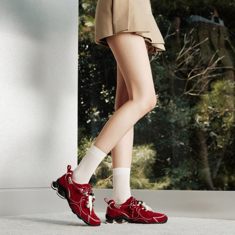 Γερμανικά στρατιωτικά παπούτσια προπόνησης με σουέντ άνω, στρογγυλή μύτη, χαμηλή φτέρνα 1–3 εκ, μπροστινό δέσιμο με κορδούλια