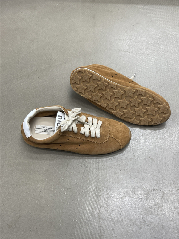 THE·FENGLIYA NŐI SPORT-CASUAL CIPŐ TERMÉSZETES BŐRBŐL, KÖNNYŰ, TALP MARHA INAS ANYAGÚ, KEREK O R R, 3-5 CM SARKÚ, ELŐRE FŰZÉS