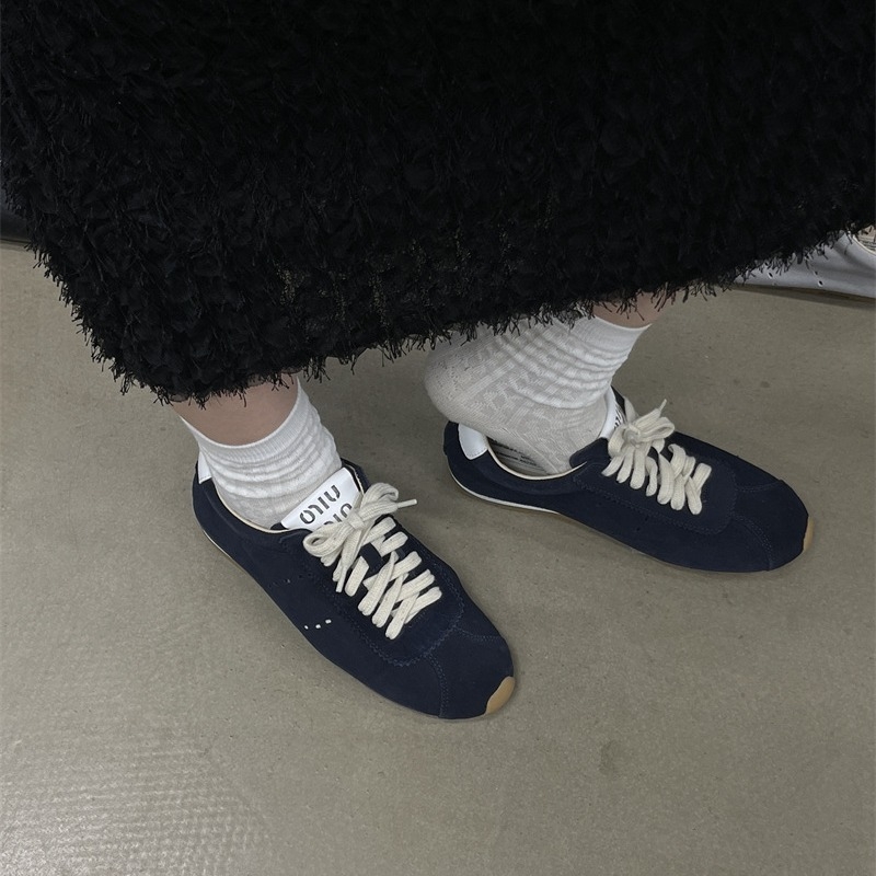 THE·FENGLIYA NŐI SPORT-CASUAL CIPŐ TERMÉSZETES BŐRBŐL, KÖNNYŰ, TALP MARHA INAS ANYAGÚ, KEREK O R R, 3-5 CM SARKÚ, ELŐRE FŰZÉS