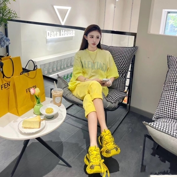 Pantofi unisex Dad Shoes cu exterior din plasă respirabilă, toc înalt 6-8 cm, branță interioară din piele naturală, talpă din cauciuc, anti-statice și amortizare.