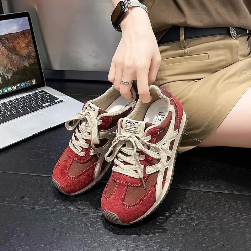 Tenisice u stilu njemačkog vojničkog trenera, PU gornji dio, vezanje, gumeni potplat