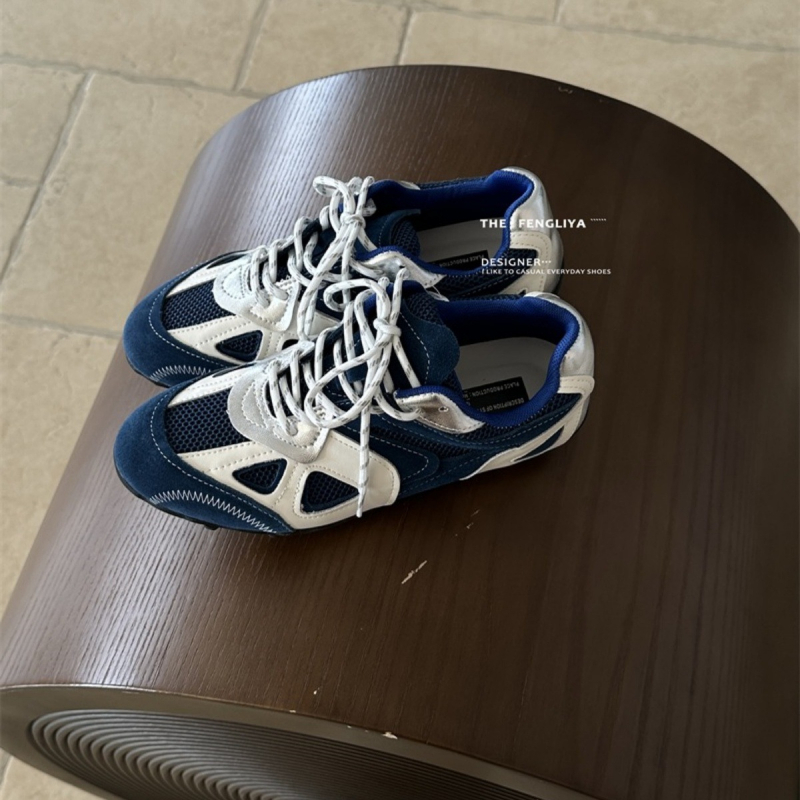 Sieviešu īstas ādas apavi ar zemāku augšdaļu – elpojoši, viegli, gumijas zole, virsma: teļa āda, iekšējais audums (Elpojoši, Viegls, Gumijas zole, Virsma: teļa āda, Iekšējais audums)