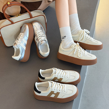 Ženské športové tenisky z rozdelenej kože, okrúhla špička, viazanie na šnúry, gumová podrážka, nízky vrš