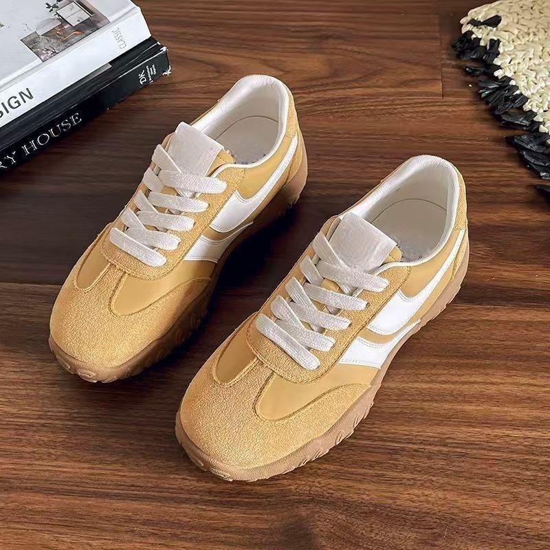 Ženské tenisky s retro štýlom a hrubou podrážkou – vrchná čas syntetická koža, gumová podrážka, šnúrky, výška päty 3-5 cm