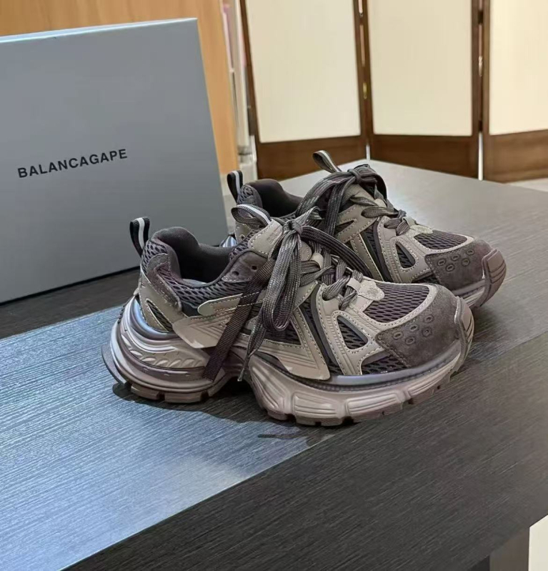 Ženske zimske tenisice Dad Shoes s gornjim dijelom od kože i tkanine, okrugli vrh, visina peta 6-8 cm