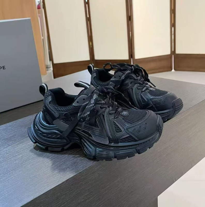 Ženske zimske tenisice Dad Shoes s gornjim dijelom od kože i tkanine, okrugli vrh, visina peta 6-8 cm