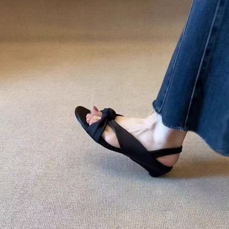 Sandale cu curea simplă din PU, vârf rotund, talpă din cauciuc, bandă elastică, stil casual