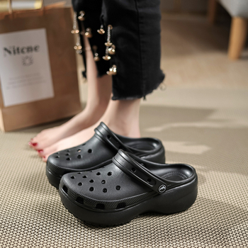 Crocs stil papuče s EVA gornjim dijelom i EVA gazom, okrugli vrh, opušten stil, jednobojne