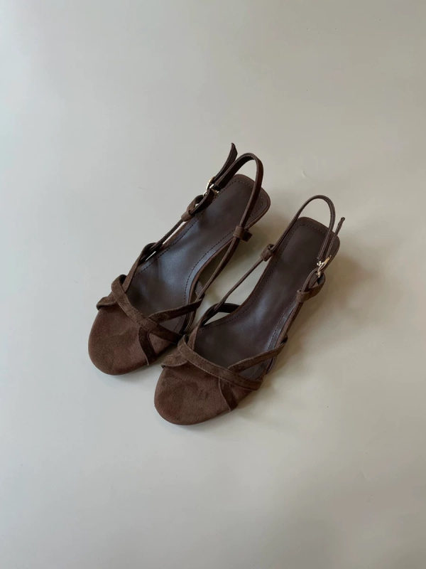 Rimske sandale - retro stil, gornji dio od janjeće kože, okrugli vrh, gumeni potplat, kopča (Janjeća koža, Okrugli vrh, Gumeni potplat, Retro stil, Kopča)