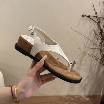 Sandale na klin s metalnom kopčom, PU gornji dio, okrugli vrh, slip-on, za žene, ljeto 2025