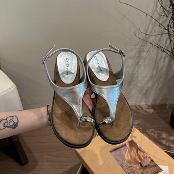 Sandale na klin s metalnom kopčom, PU gornji dio, okrugli vrh, slip-on, za žene, ljeto 2025