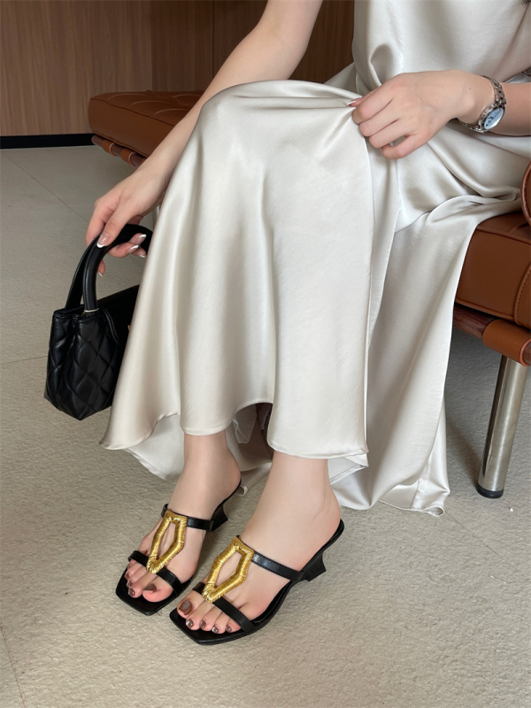 Sandale s klinastim petom, Slip-On, četvrtasti nos, gornji materijal: super fiber, unutarnji materijal: super fiber, potplat: PU