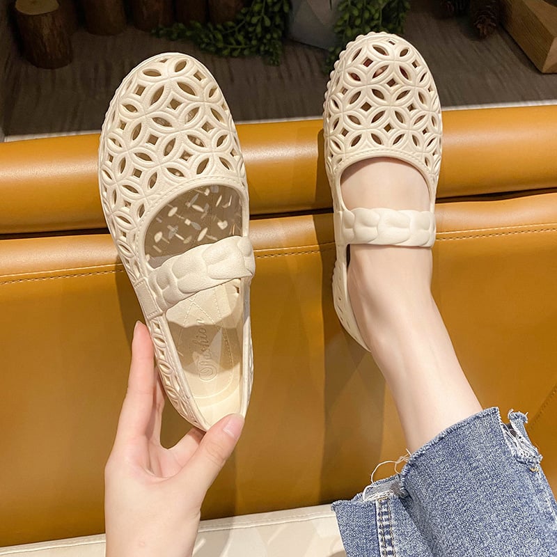 Casual sandále - PVC vrchný diel, PVC podrážka, okrúhla špička, dutý vzor, priedušné