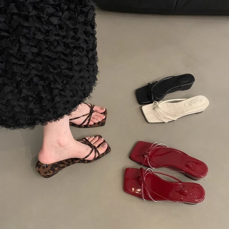 Leopard print sandale s klinastim petom, francuski stil, svakodnevno nošenje, okrugli vrh, gornji i unutarnji materijal od super vlakana, potplat od smjese, ljeto 2025