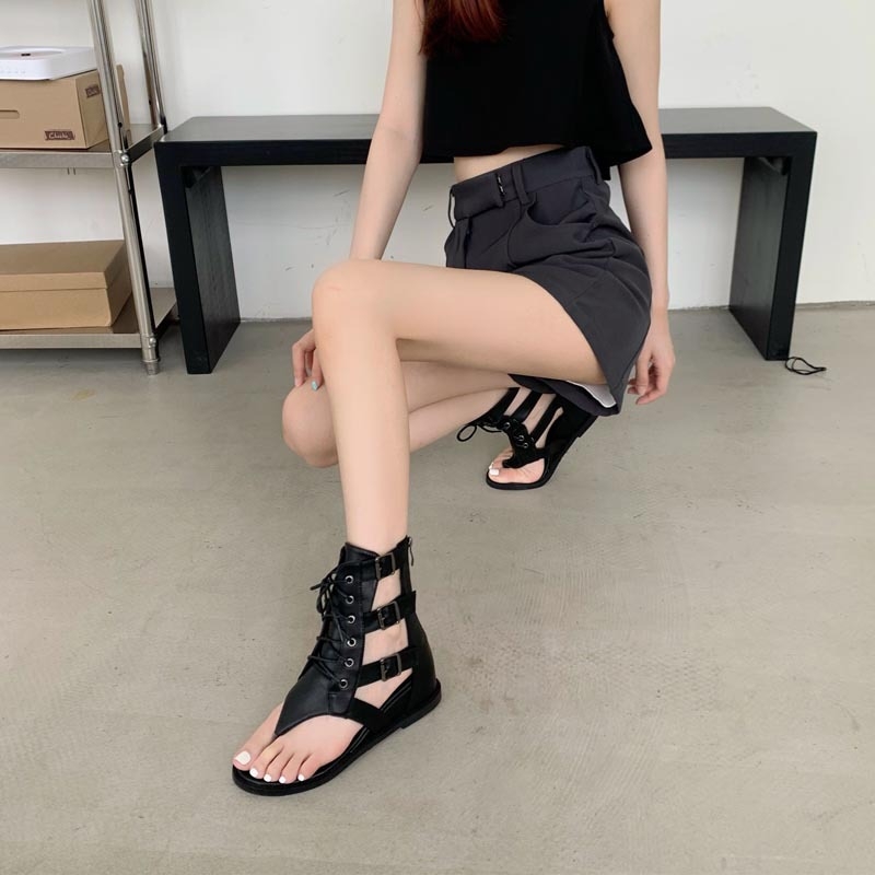 Sandale romane pentru femei cu fermoar pe spate; caracteristici: formă deget – gură de pește; material partea superioară: PU; material căptușire: PU (Formă deget: gură de pește; Material partea superioară: PU; Material căptușire: PU)