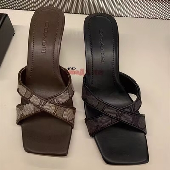 Ljetne slip-on sandale s gornjim dijelom od kože bivola, kvadratna nosnica, gumena podstava i podstava od super vlakana
