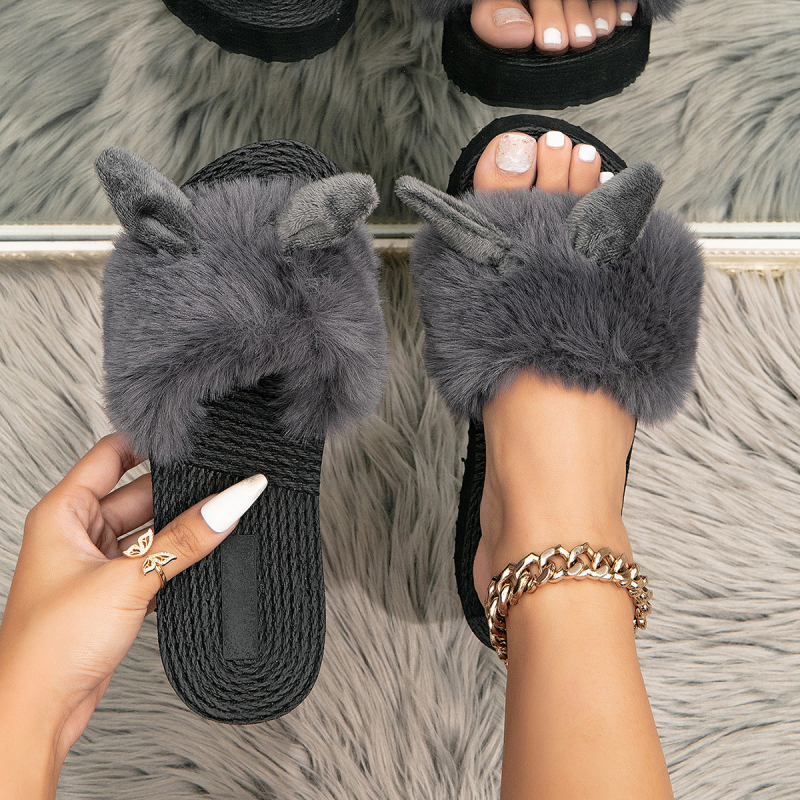 Papuci pufoați cu platformă pentru femei – partea superioară EVA, talpă bule, model animal, toc înclinat 3–5 cm