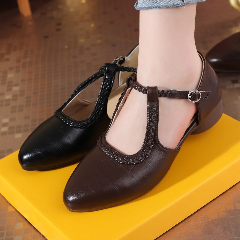 Dámske sandále s hrubými podpätkami, špičatý nos, horný materiál: syntetická koža, kamenná textúra, retro francúzsky štýl