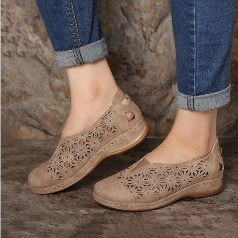 Ženske slip-on loaferice s perforiranim dizajnom, okrugli vrh, frosted vamp, gumeni potplat, PU podstava