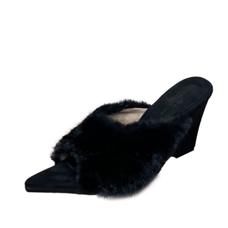 Sandale cu vârf în formă de herringbone, partea superioară din Super Fiber, căptușeală PU, talpă din cauciuc, vara 2025