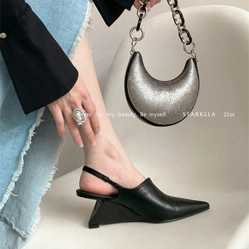 Sandále s ostrým nosom, elastický pás, vrchný a podšívka z mikrovlákna, gumová podrážka, jar 2025