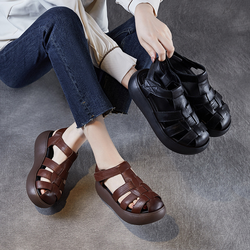 Sandale romane din piele naturală, design decupat cu țesătură, închidere Velcro, talpă din spumă de cauciuc, vara 2025