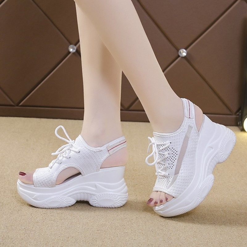 Ženske sportke sandale s mrežastim gornjim dijelom, prst oblik ribe, ležerni stil, PU đon, ljetna verzija 2024