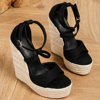 Sandale femei cu bretea simplă, partea superioară din suede, vârf în formă de gură de pește, toc tip pană înalt peste 8 cm, PU căptușire, talpă din cauciuc