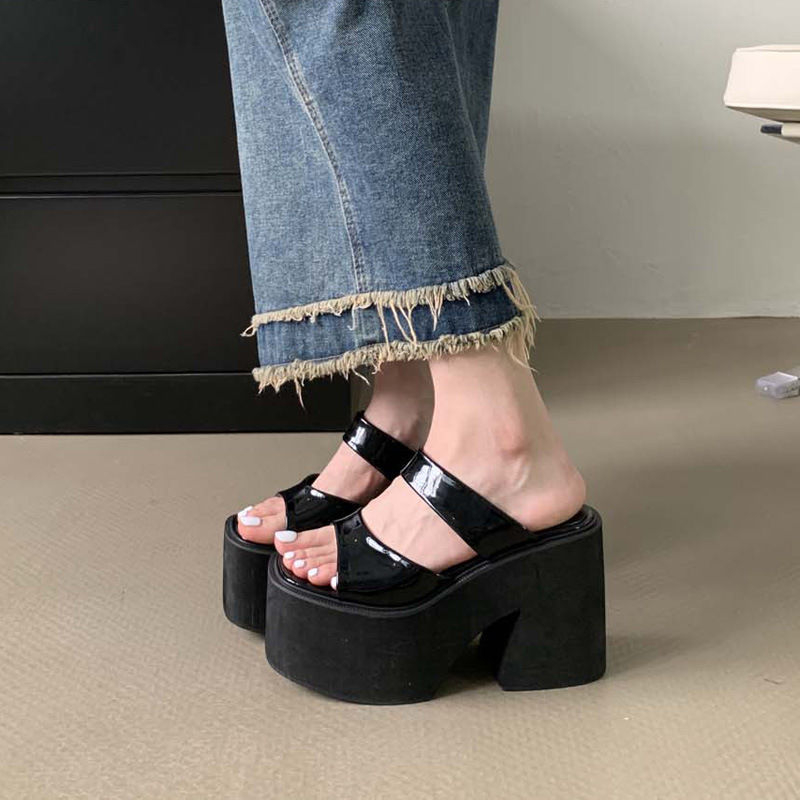 Sandale s klinom, 11 cm visoka peta, gornji materijal mikrovlakno, unutarnji materijal mikrovlakno, potplat od pjene, oblik prstiju: riblja usta, korejski stil