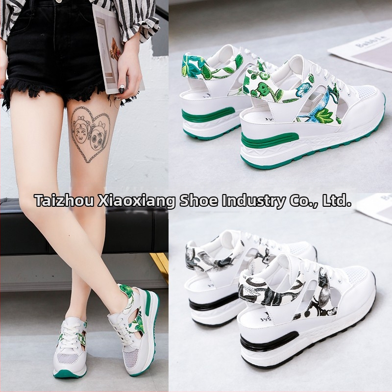 Elpojošas sporta sandales ar sietveida augšējo daļu, iekšējā augstuma palielinājums, šņorēšana, apaļa purngals, PU augšdaļa, gumijas zole